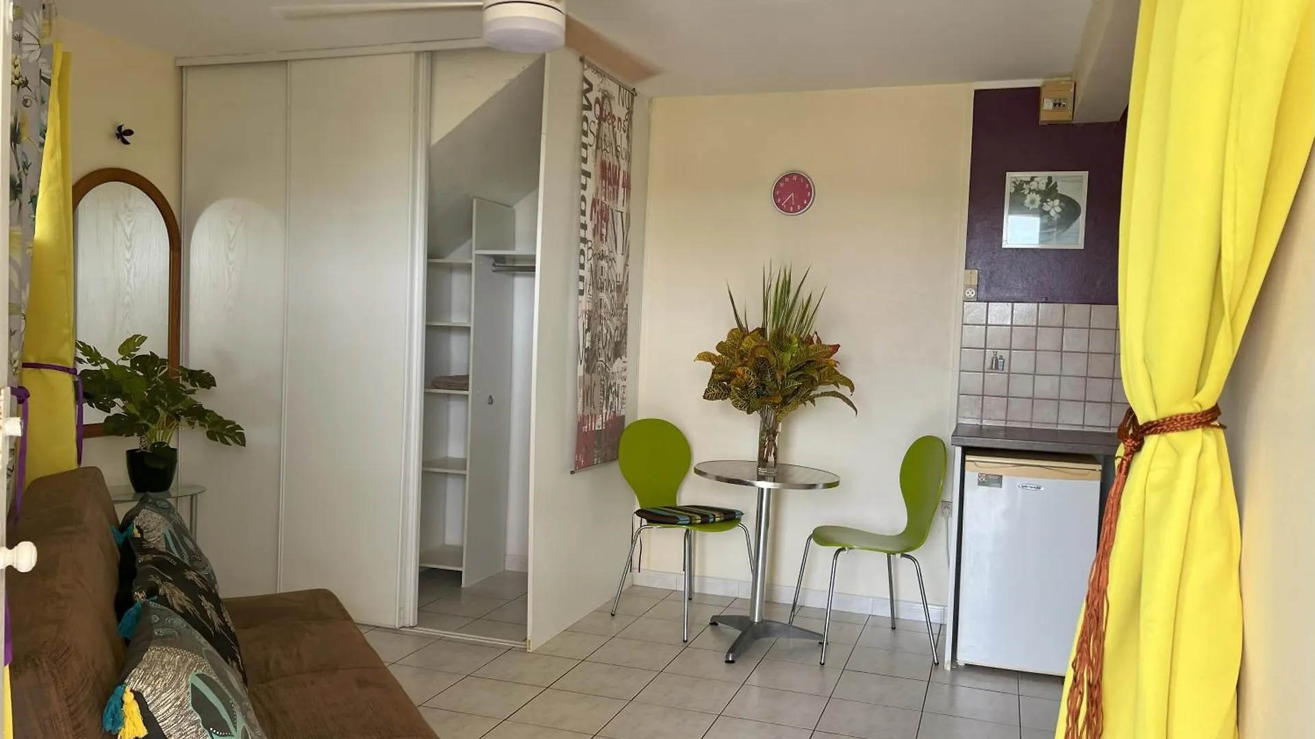 Chez Toi Apartamento La Trinité